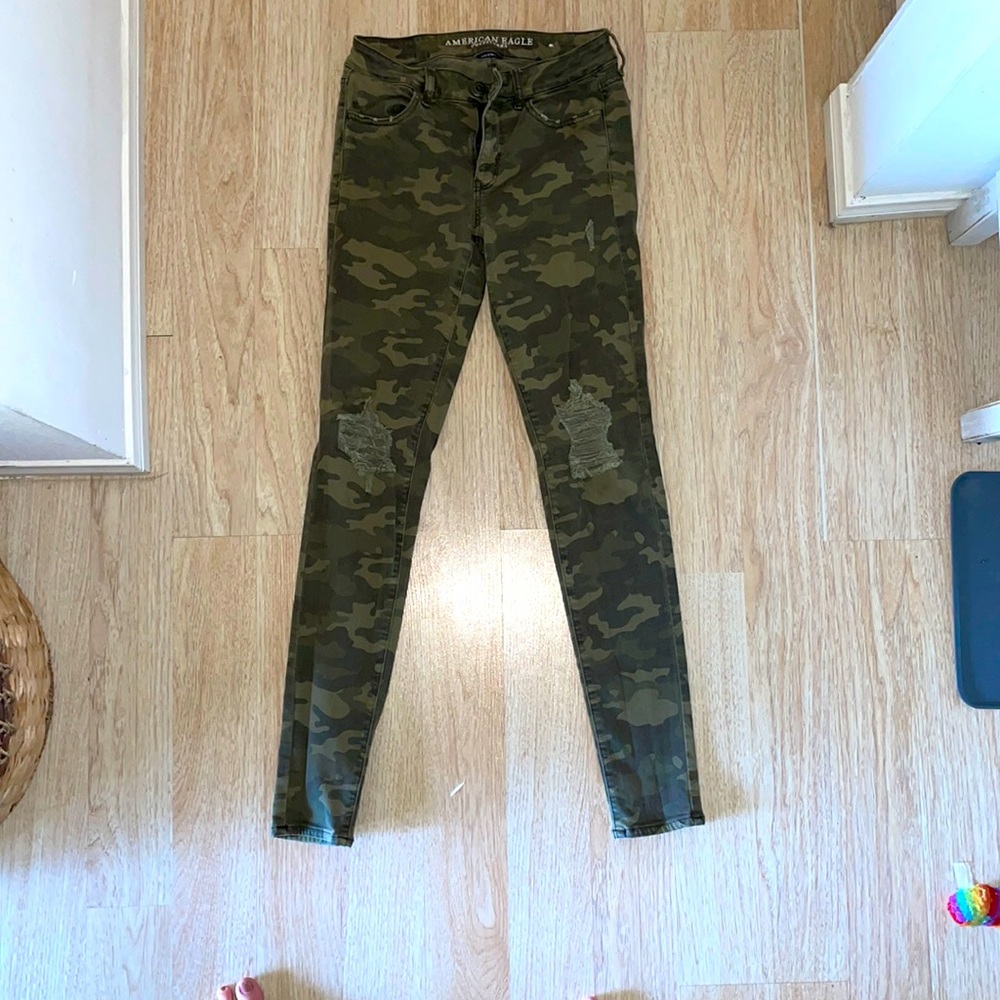 Camo American Eagle super stretch jeans